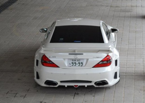 Японцы совершенствуют Mercedes SL55 AMG
